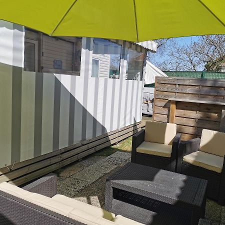 Camping Les Bois Mobil Home Grand Luxe 3Ch 2Sdb Сен-Жан-де-Мон Екстер'єр фото
